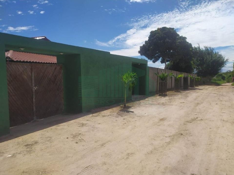 Chácara à venda com 3 quartos, 2400m² - Foto 4