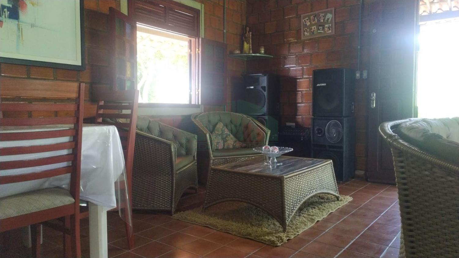 Chácara à venda com 3 quartos, 2400m² - Foto 16