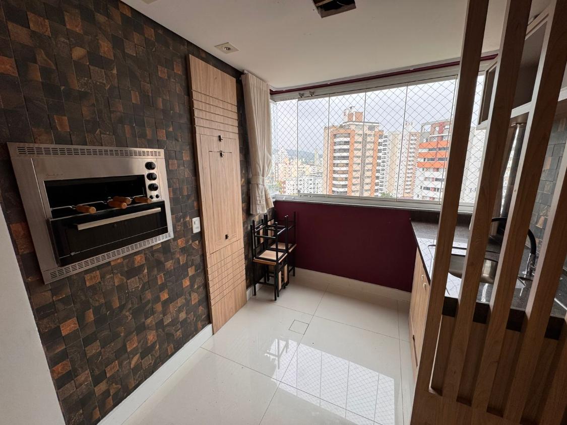 Apartamento à venda com 3 quartos, 98m² - Foto 22