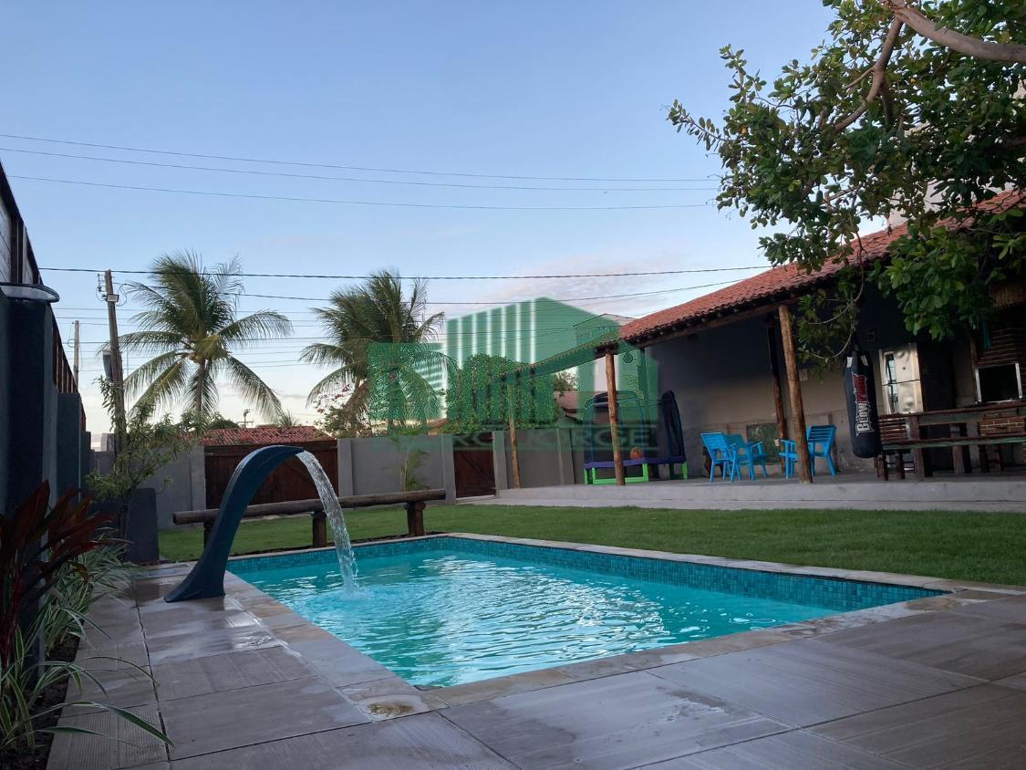 Casa, 5 quartos, 175 m² - Foto 1