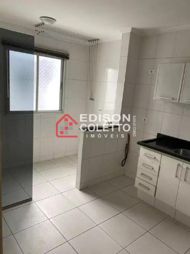 Apartamento à venda com 2 quartos, 53m² - Foto 21