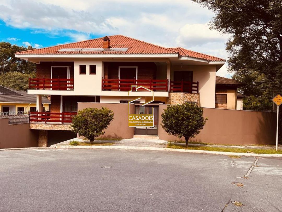 Casa à venda e aluguel com 4 quartos, 500m² - Foto 1