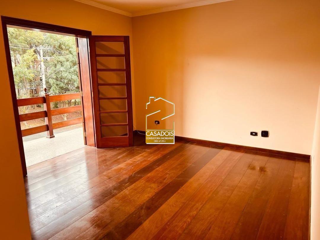 Casa à venda e aluguel com 4 quartos, 500m² - Foto 12