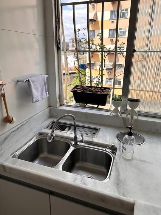 Apartamento à venda com 2 quartos, 60m² - Foto 18