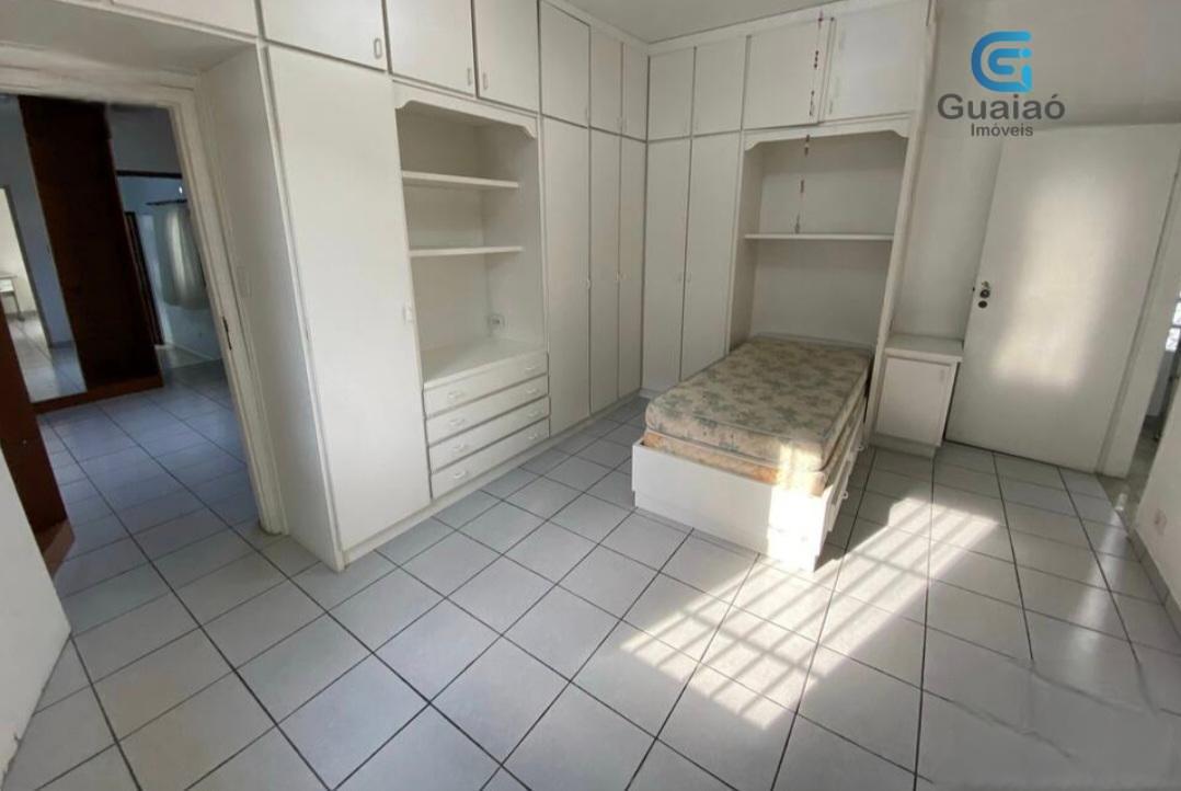 Casa à venda com 3 quartos, 197m² - Foto 13