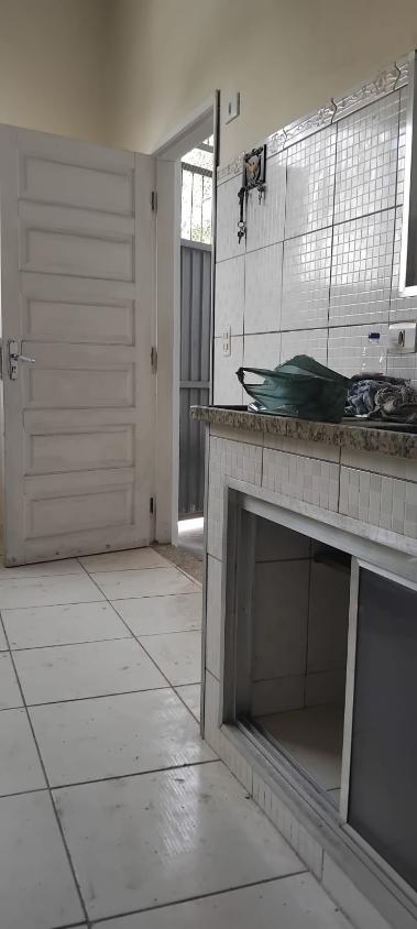 Casa para alugar com 2 quartos, 42m² - Foto 10