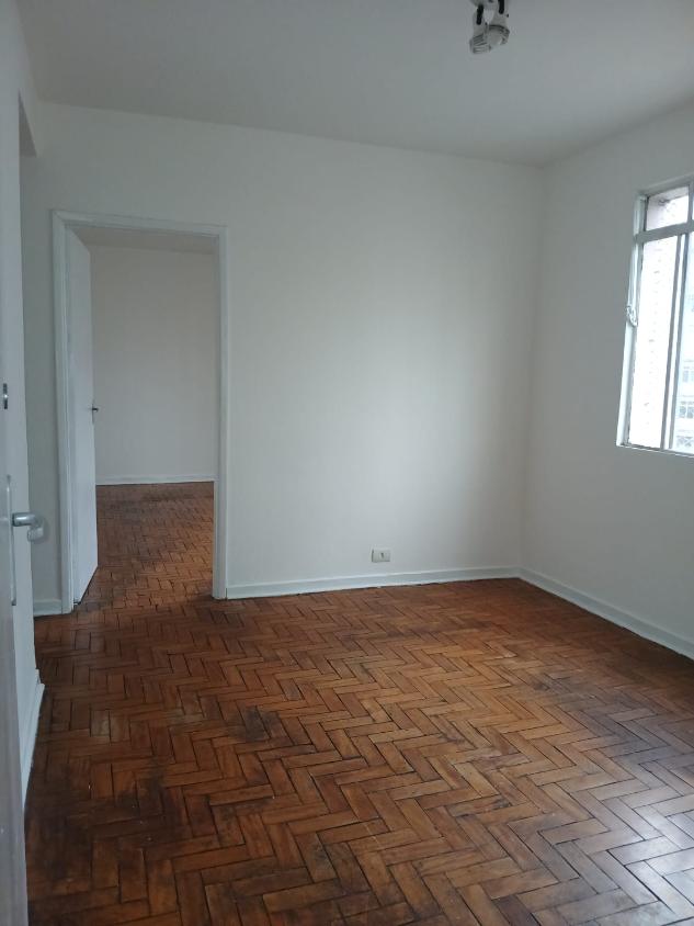 Apartamento à venda com 1 quarto, 42m² - Foto 2