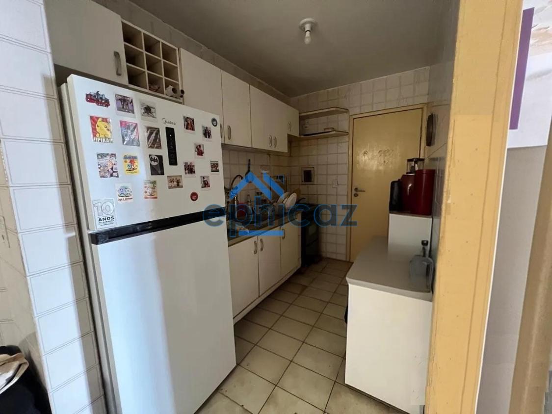 Apartamento à venda com 2 quartos, 74m² - Foto 5