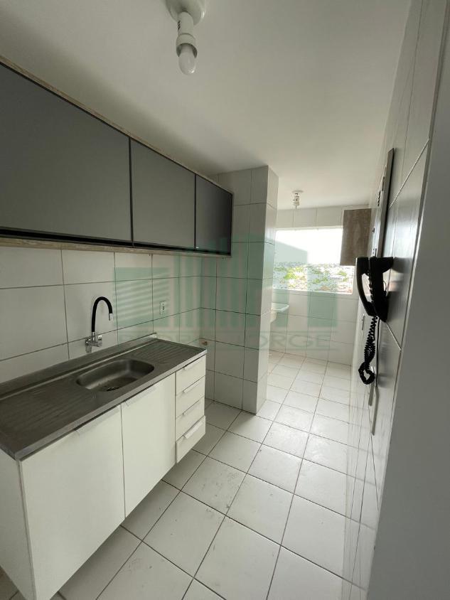 Apartamento à venda com 3 quartos, 80m² - Foto 3