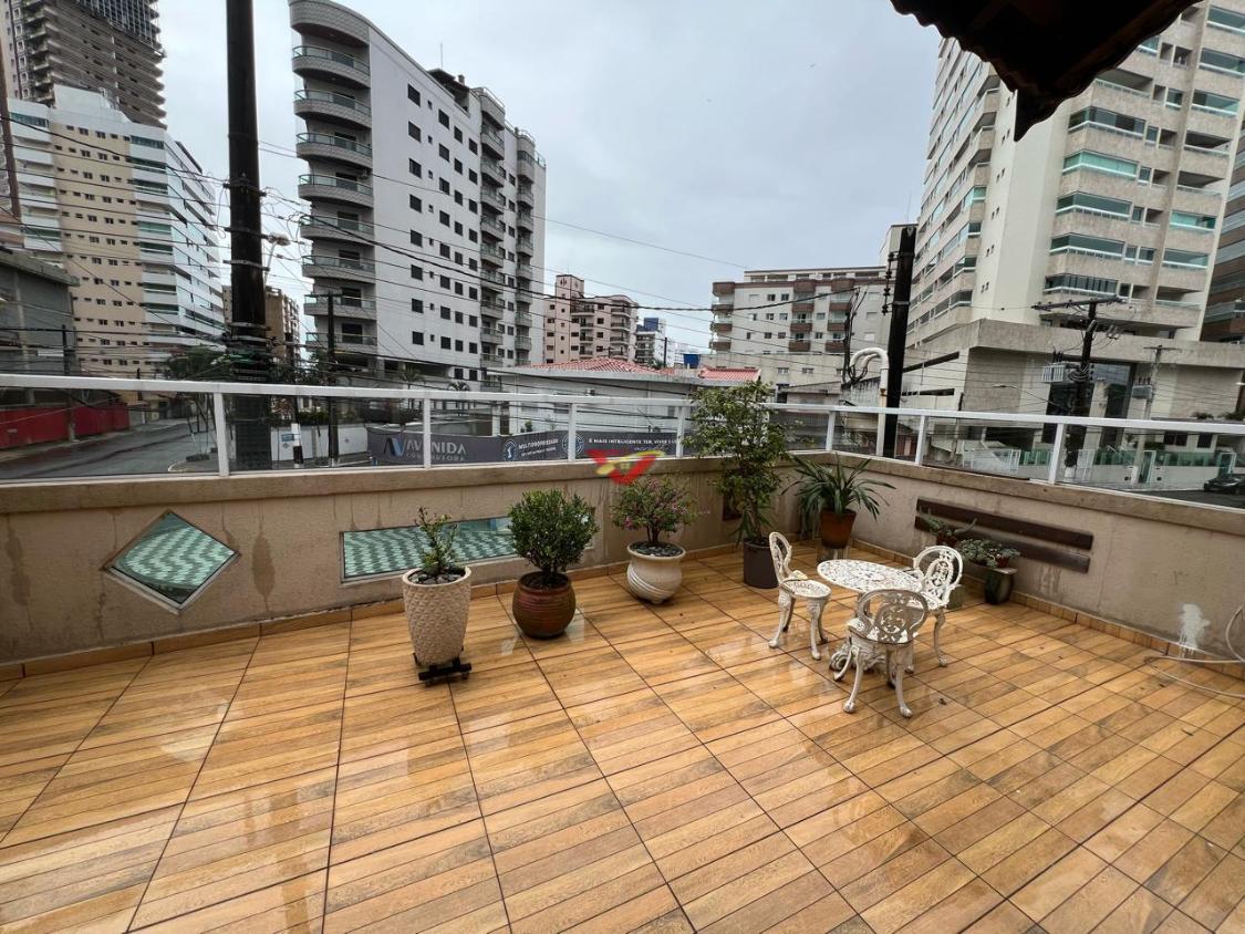 Sobrado à venda com 3 quartos, 152m² - Foto 1