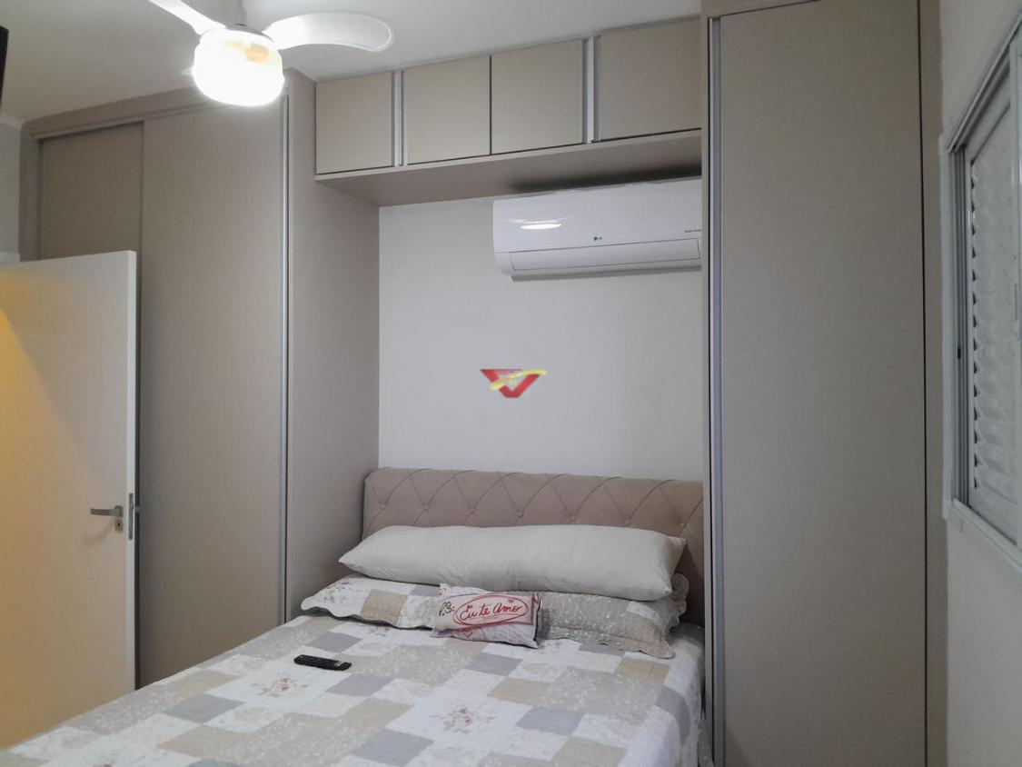 Apartamento à venda com 2 quartos, 60m² - Foto 13