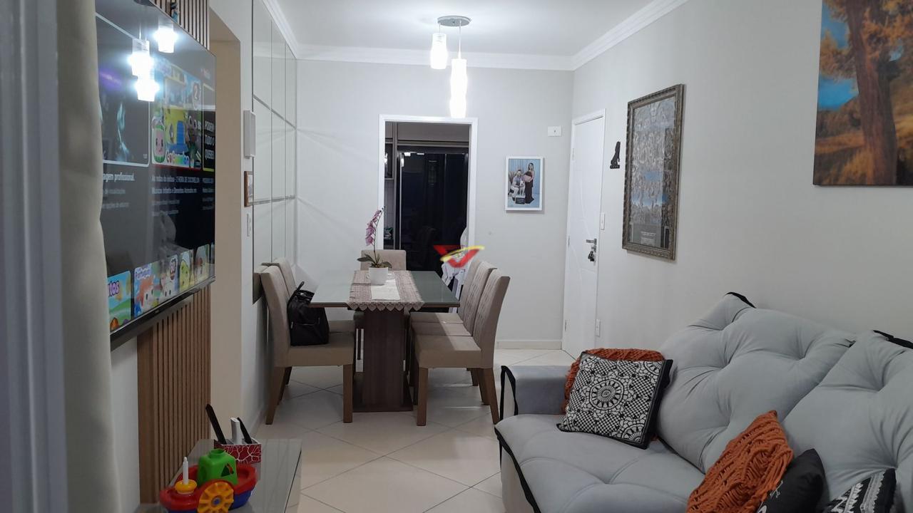 Apartamento à venda com 2 quartos, 60m² - Foto 4