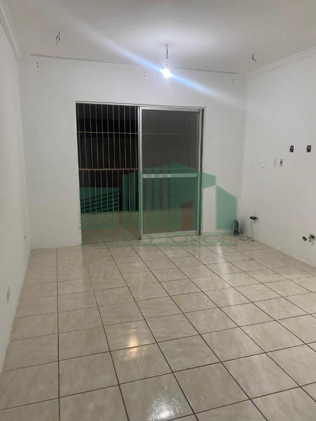 Apartamento à venda com 3 quartos, 89m² - Foto 2