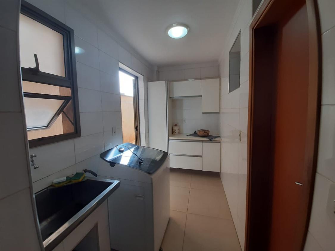 Apartamento à venda com 3 quartos, 124m² - Foto 13