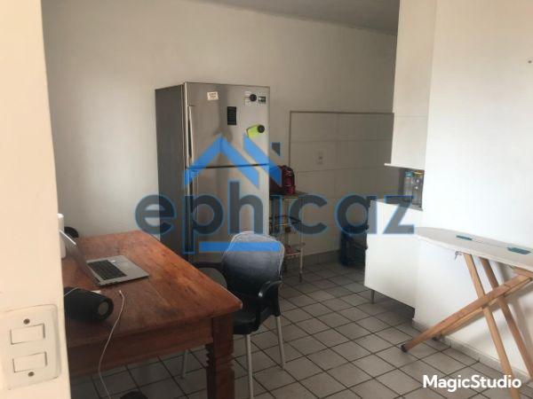 Casa Comercial à venda com 7 quartos, 120m² - Foto 8