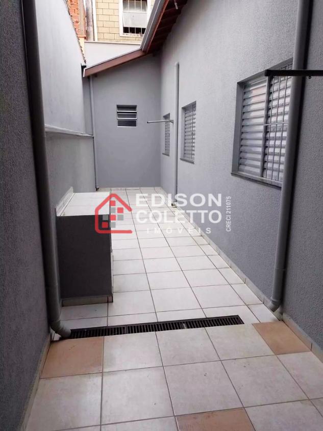 Casa à venda com 3 quartos, 120m² - Foto 17