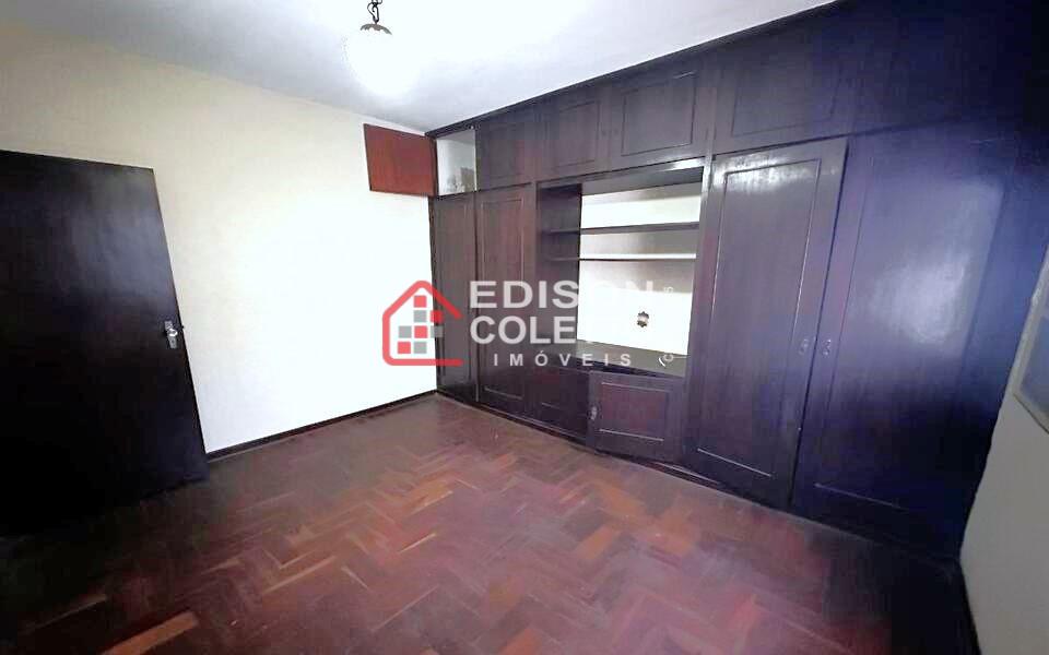 Casa à venda com 3 quartos, 170m² - Foto 14