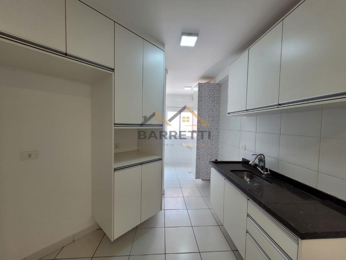 Apartamento à venda com 2 quartos, 70m² - Foto 9