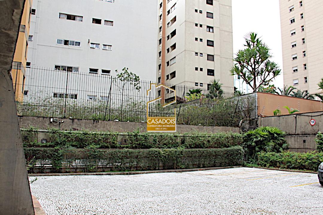 Apartamento para alugar com 2 quartos, 100m² - Foto 43