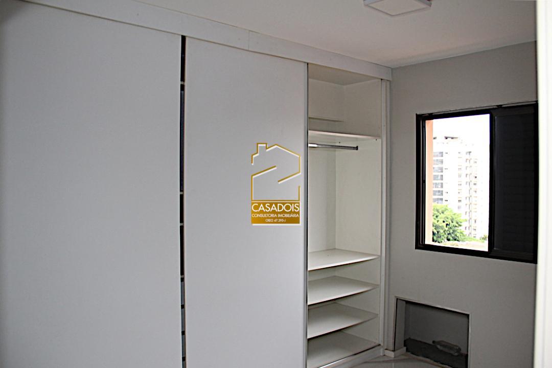 Apartamento à venda com 2 quartos, 67m² - Foto 15