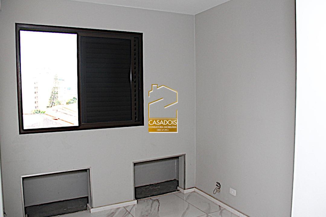 Apartamento à venda com 2 quartos, 67m² - Foto 11