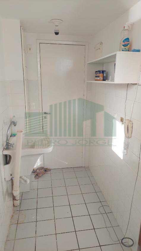 Apartamento à venda com 2 quartos, 58m² - Foto 12