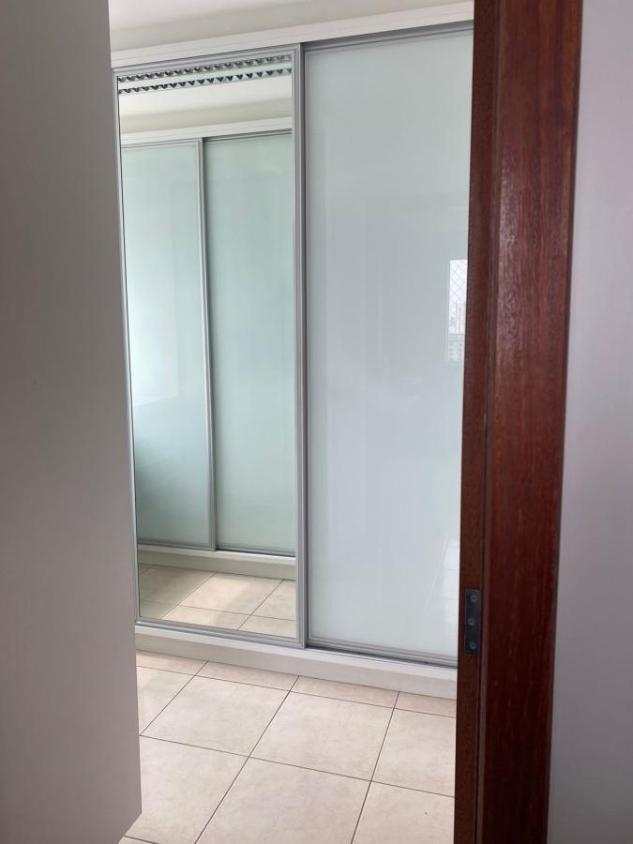 Apartamento à venda com 3 quartos, 110m² - Foto 12