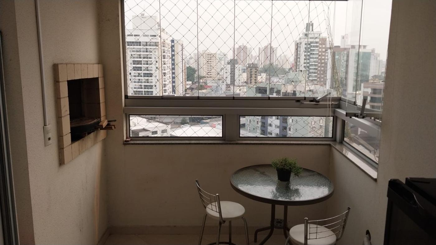 Apartamento à venda com 3 quartos, 110m² - Foto 6