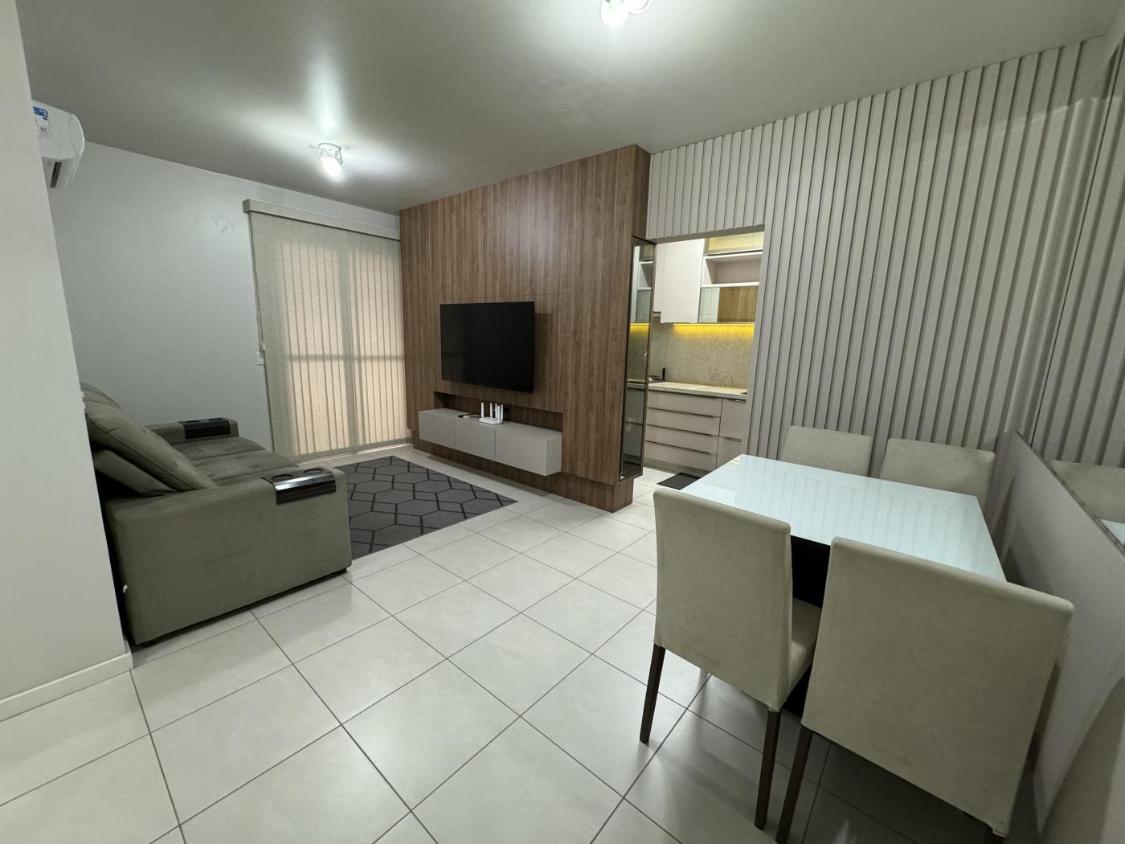 Apartamento à venda com 2 quartos, 73m² - Foto 1