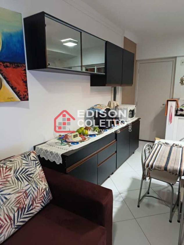 Apartamento à venda com 1 quarto, 38m² - Foto 18