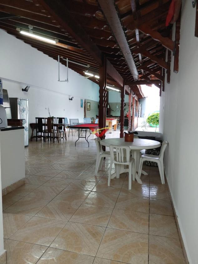 Casa à venda e aluguel com 5 quartos, 400m² - Foto 23