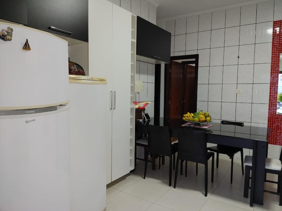 Casa à venda e aluguel com 5 quartos, 400m² - Foto 39