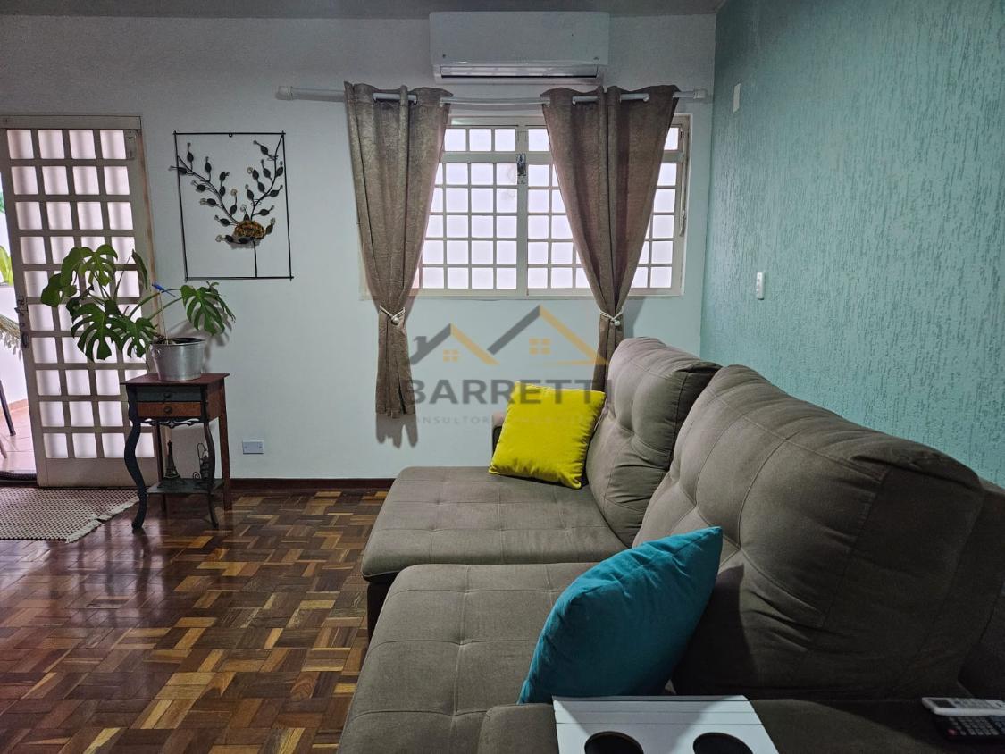 Sobrado à venda com 3 quartos, 130m² - Foto 1