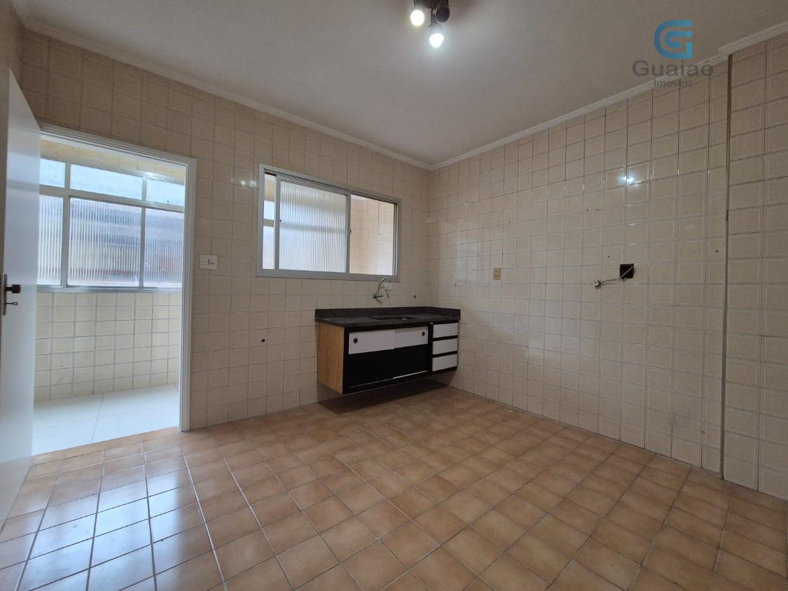 Apartamento à venda com 3 quartos, 176m² - Foto 9