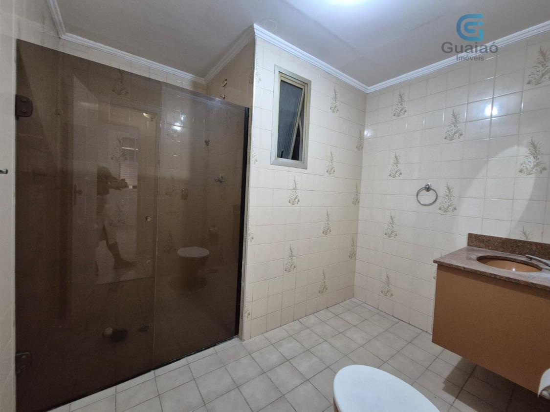 Apartamento à venda com 3 quartos, 176m² - Foto 19