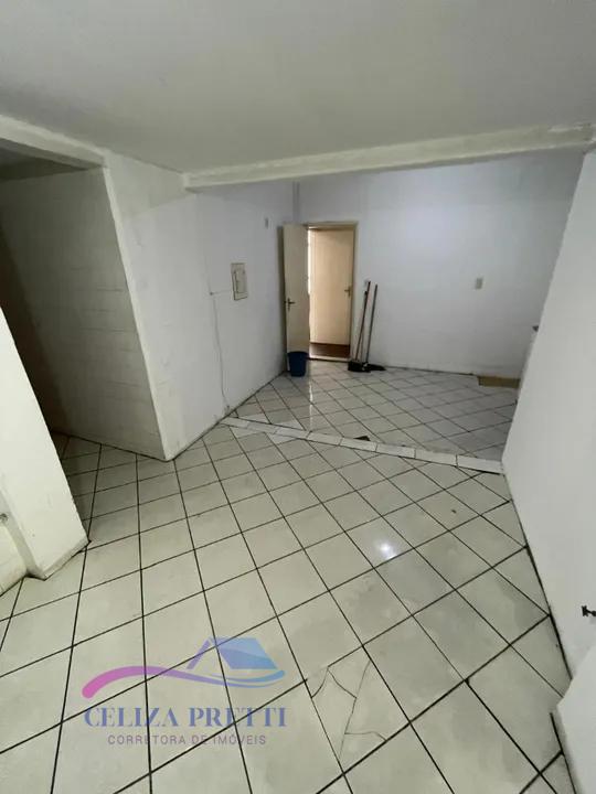 Apartamento à venda com 3 quartos, 142m² - Foto 9