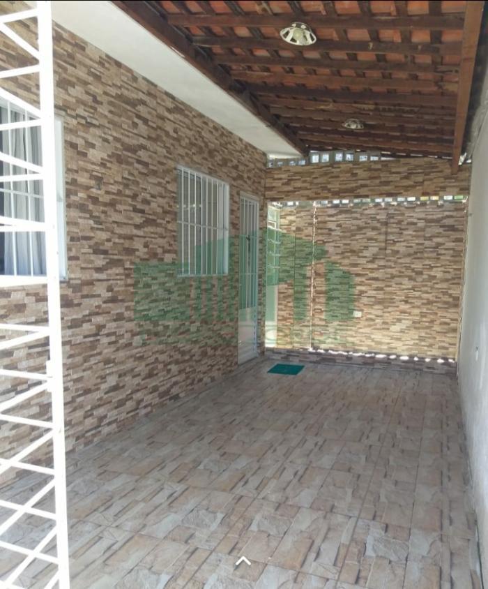 Casa à venda com 2 quartos, 72m² - Foto 2