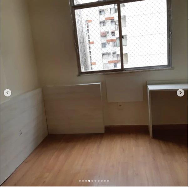 Apartamento à venda com 2 quartos, 75m² - Foto 3