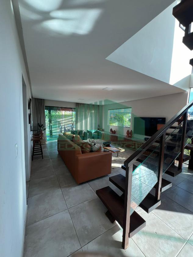 Casa de Condomínio à venda com 5 quartos, 260m² - Foto 4