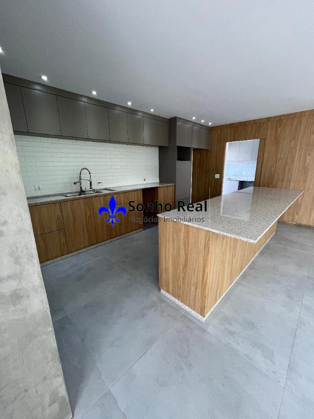 Casa de Condomínio à venda com 4 quartos, 330m² - Foto 14