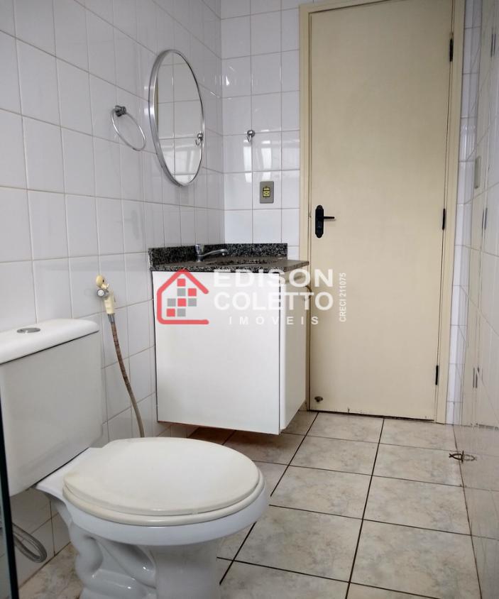 Apartamento à venda com 2 quartos, 74m² - Foto 19