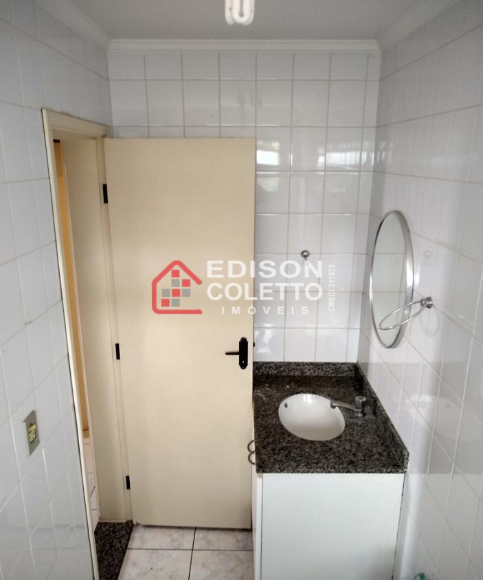 Apartamento à venda com 2 quartos, 74m² - Foto 13