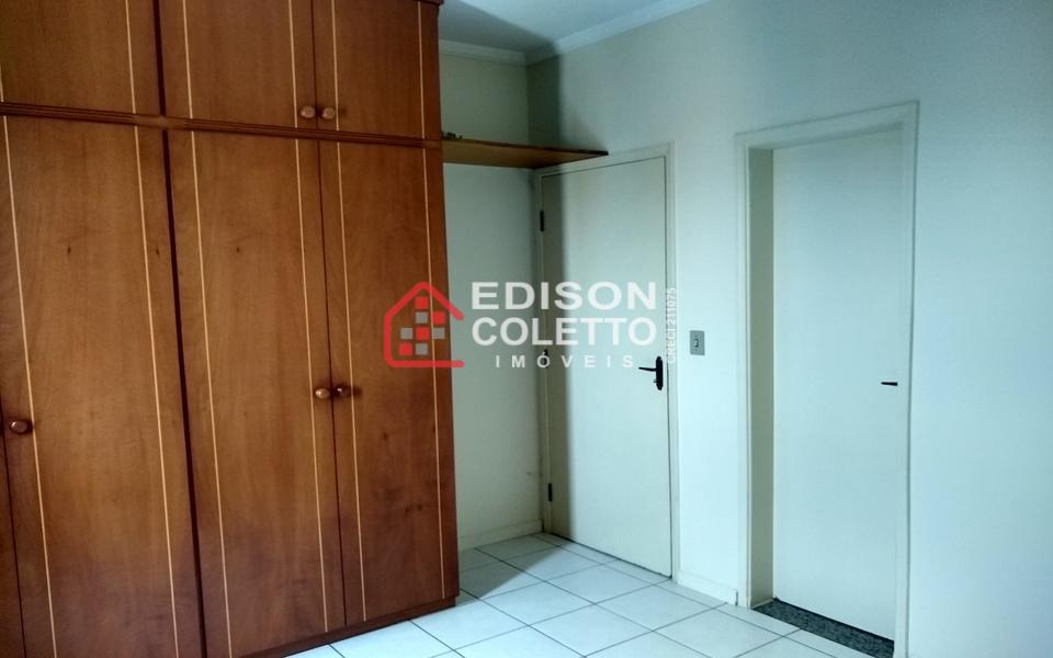 Apartamento à venda com 2 quartos, 74m² - Foto 16