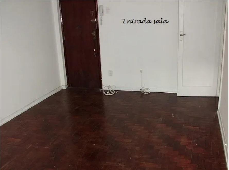 Apartamento à venda com 3 quartos, 70m² - Foto 2