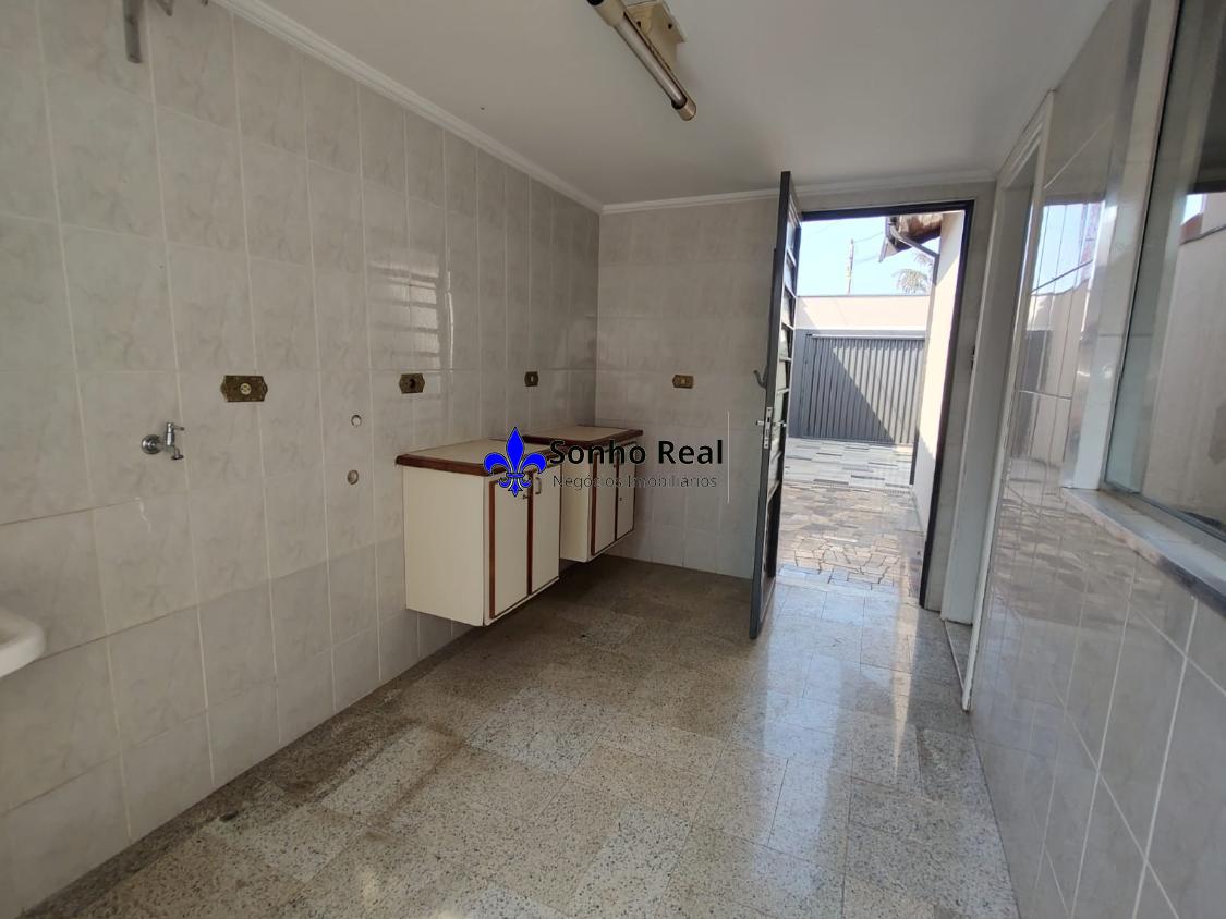 Casa à venda com 3 quartos, 132m² - Foto 17