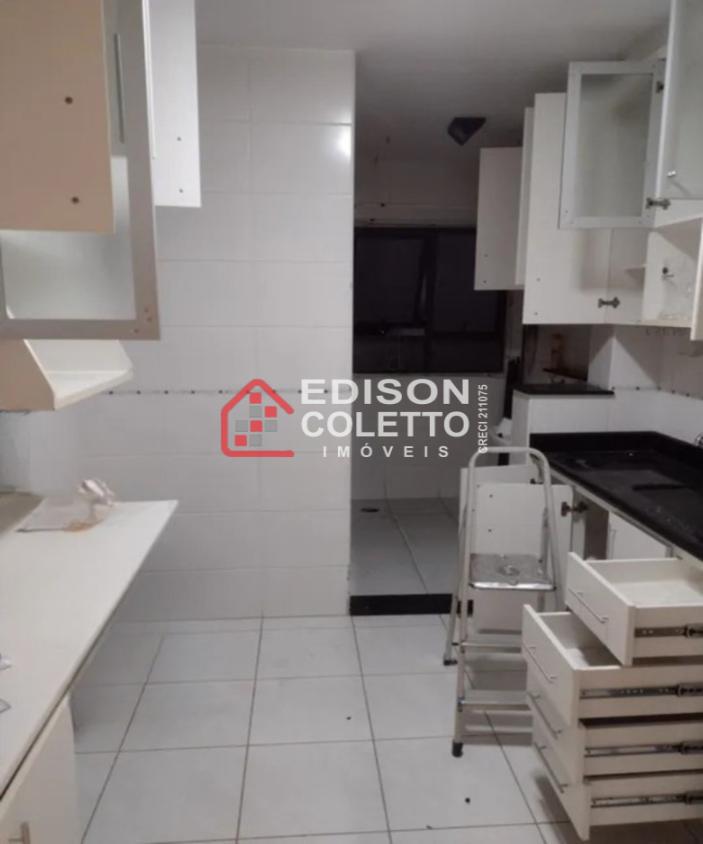 Apartamento à venda com 3 quartos, 74m² - Foto 20