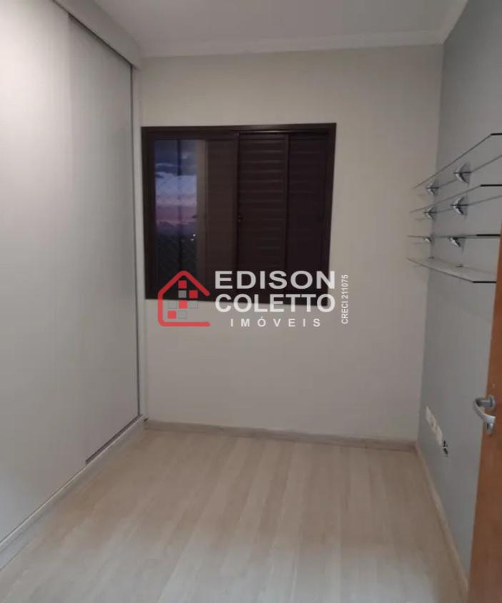 Apartamento à venda com 3 quartos, 74m² - Foto 14