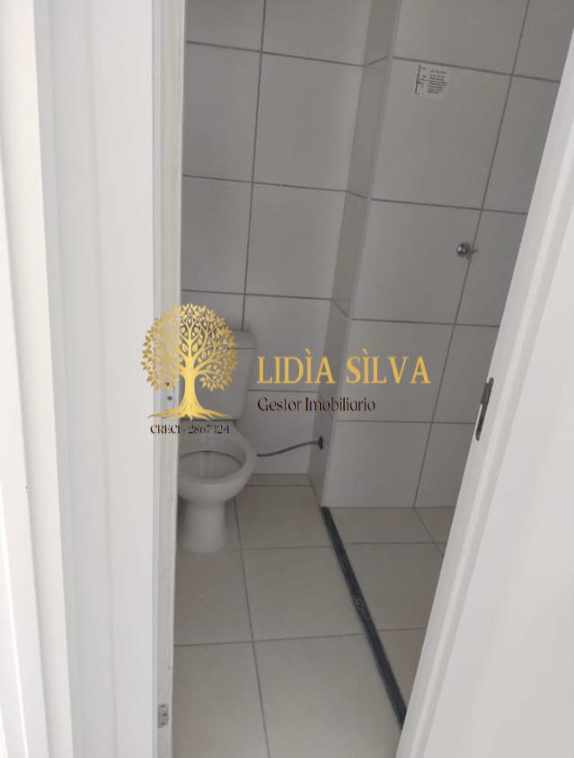 Apartamento à venda com 2 quartos, 37m² - Foto 15