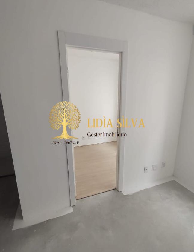 Apartamento à venda com 2 quartos, 37m² - Foto 17