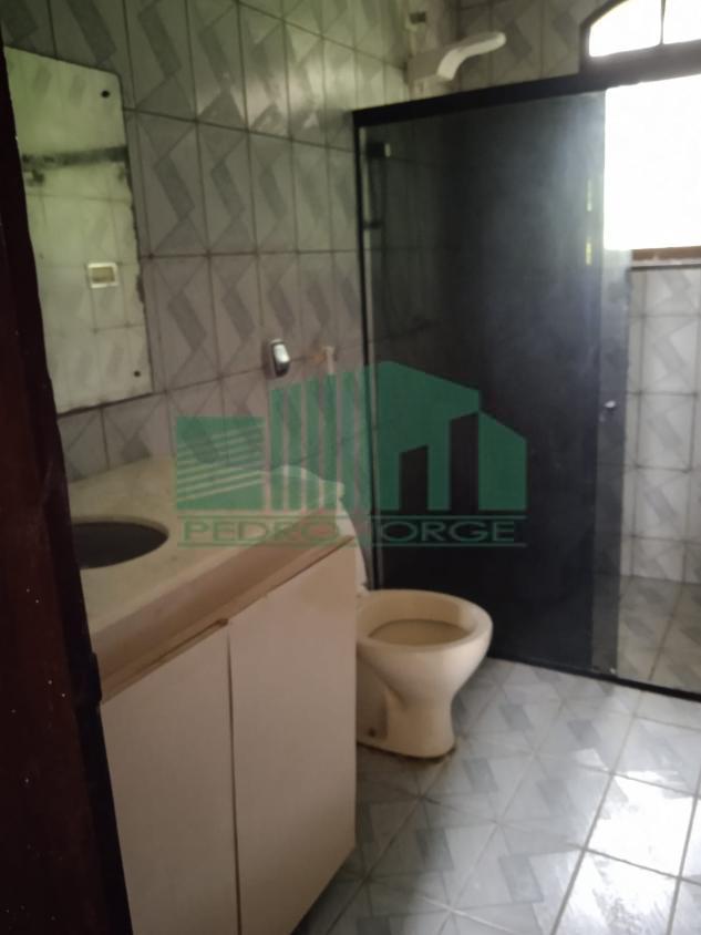 Casa para alugar com 4 quartos, 350m² - Foto 12